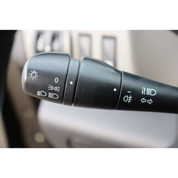 2016 Renault Trafic-44071765