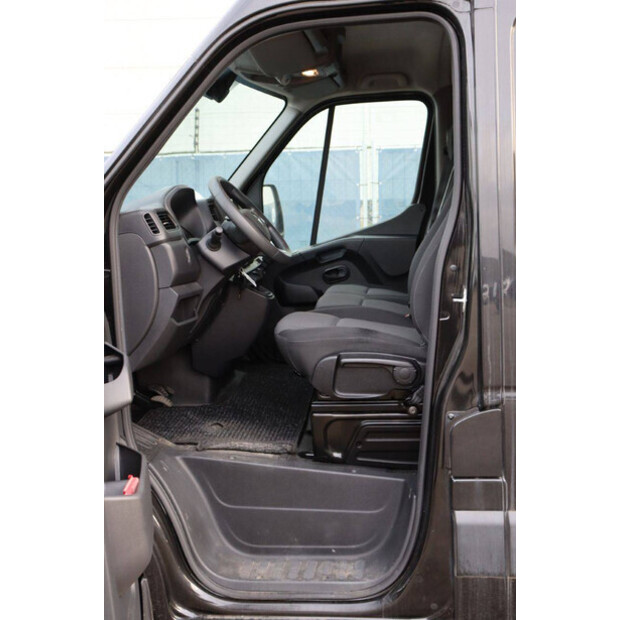 2021 Renault Master-44071803