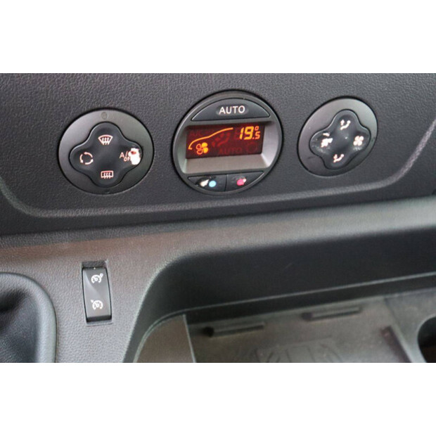 2021 Renault Master-44071810