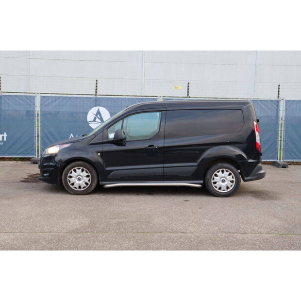 2018 فورد Transit Connect-44071832