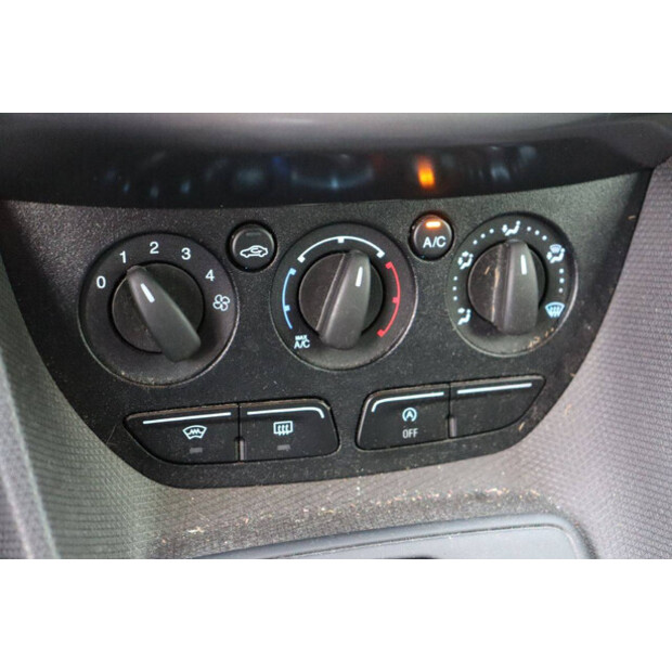 2018 فورد Transit Connect-44071877