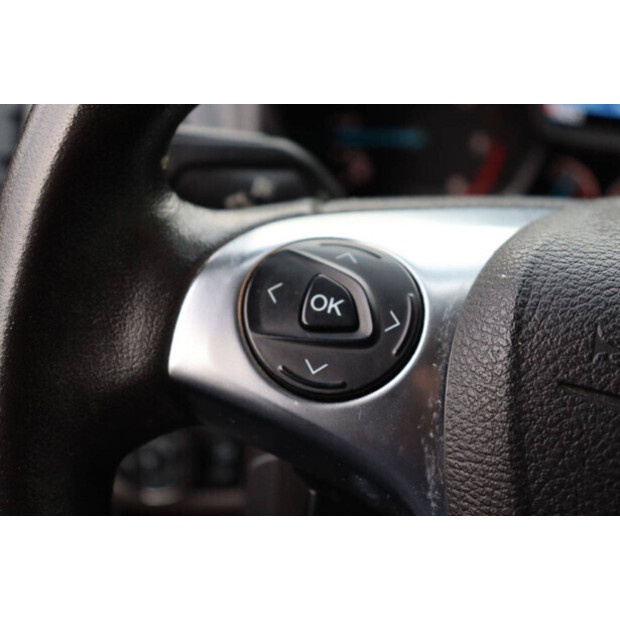 2018 فورد Transit Connect-44071881