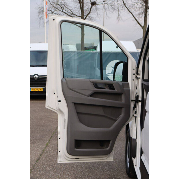 Volkswagen CRAFTER-44071997