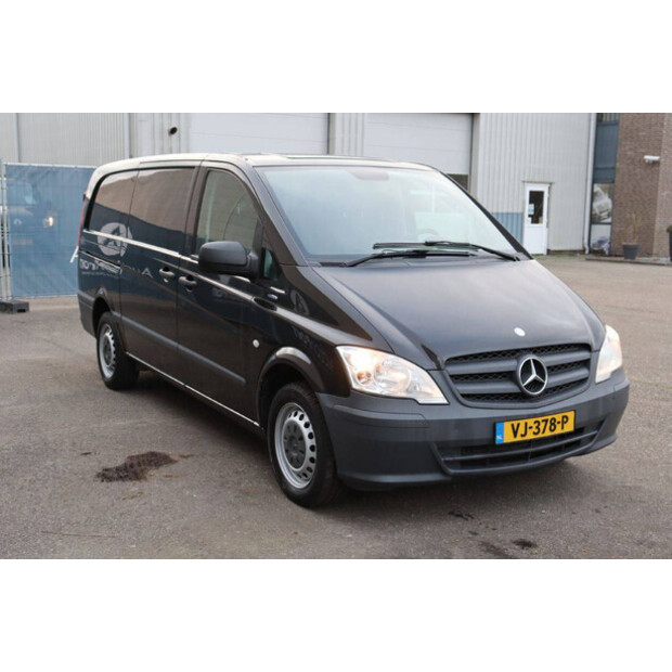 2014 مرسيدس بنز Vito 110 CDI-44072114