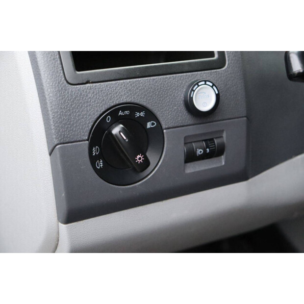 2012 Volkswagen Transporter T5-44072195