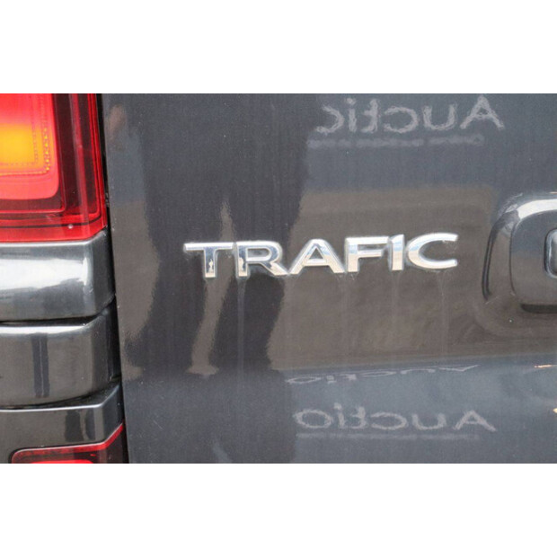 2019 رينو Trafic-44072229