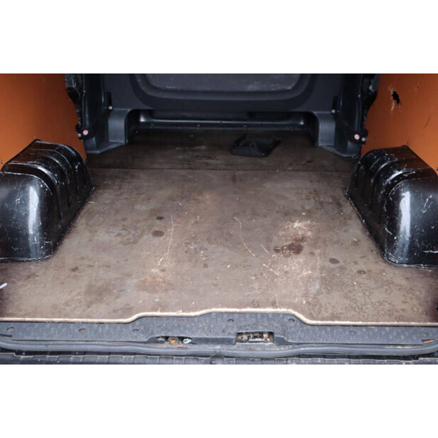 2019 رينو Trafic-44072236