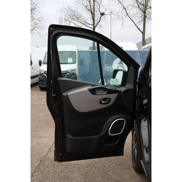 2019 رينو Trafic-44072241