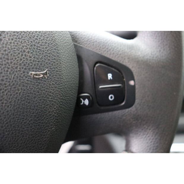 2019 رينو Trafic-44072255