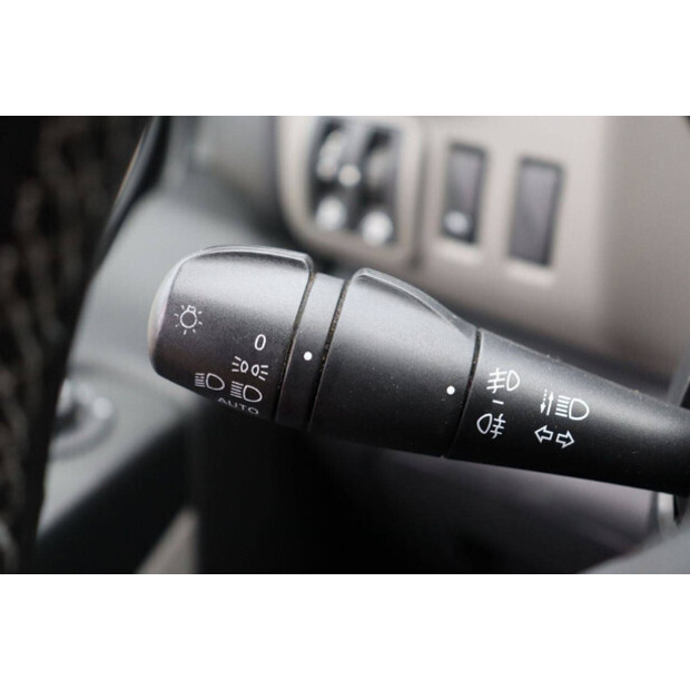 2019 رينو Trafic-44072257