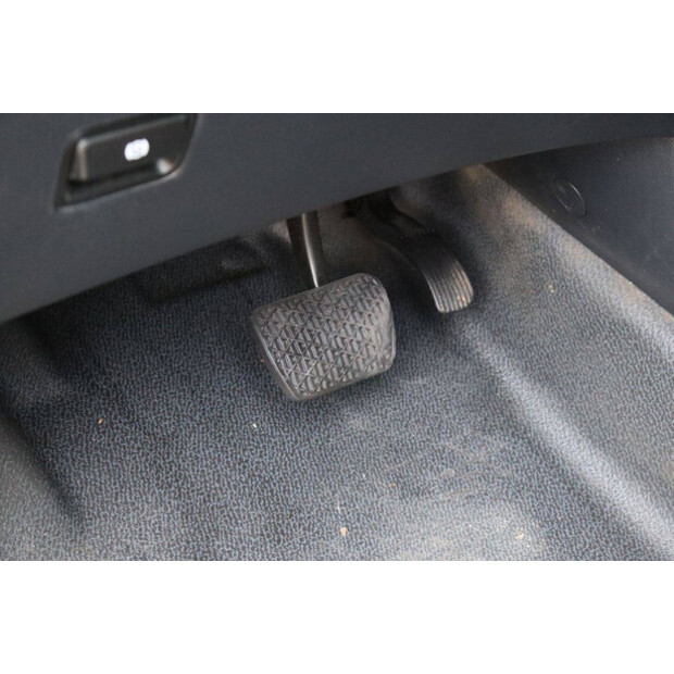 2022 مرسيدس بنز Vito-44072304