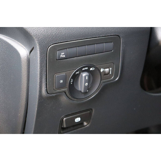 2022 مرسيدس بنز Vito-44072305