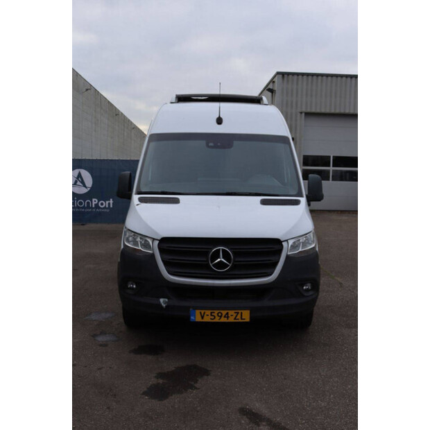 2019 Mercedes-Benz SPRINTER-44072592