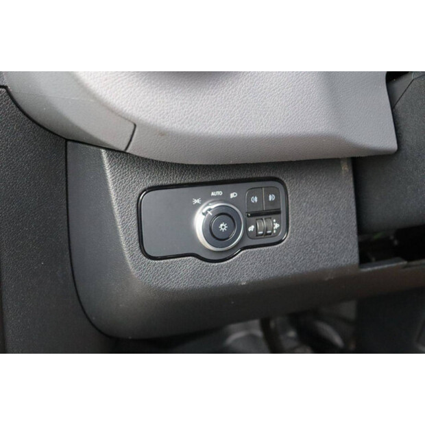 2019 Mercedes-Benz SPRINTER-44072625