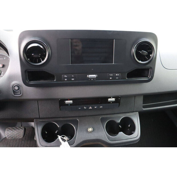 2019 Mercedes-Benz SPRINTER-44072626