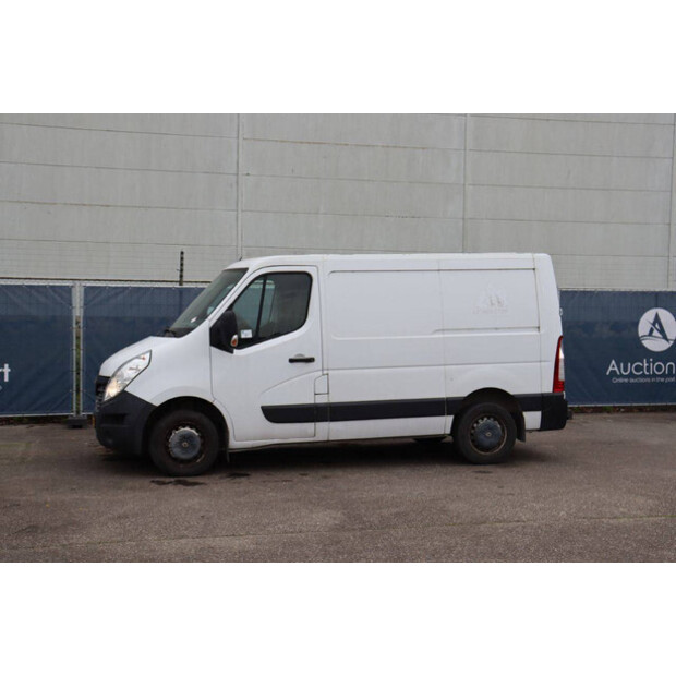 2018 رينو Master-44072842