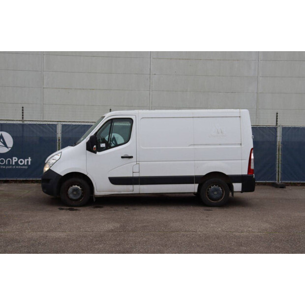 2018 رينو Master-44072843