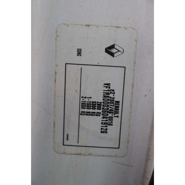 2018 رينو Master-44072860