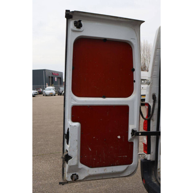 2018 رينو Master-44072870