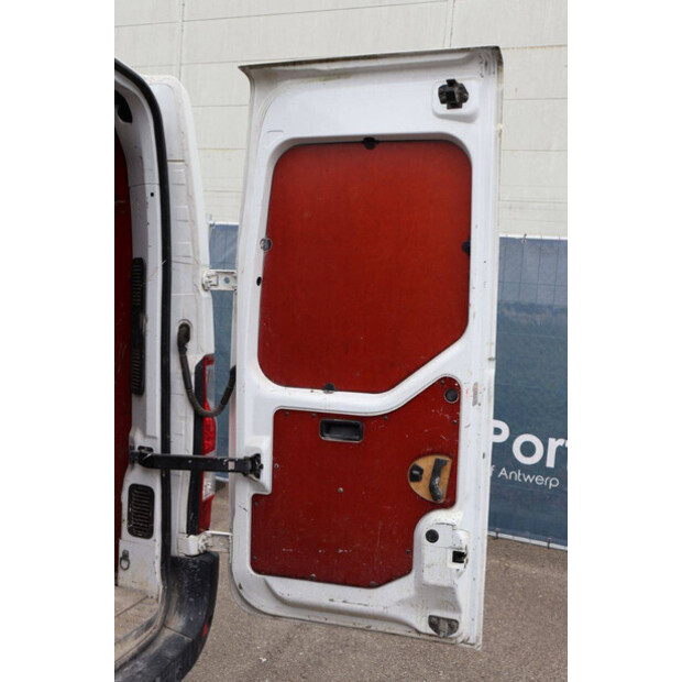 2018 رينو Master-44072871