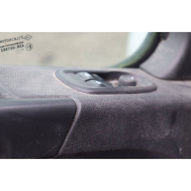 2018 رينو Master-44072873