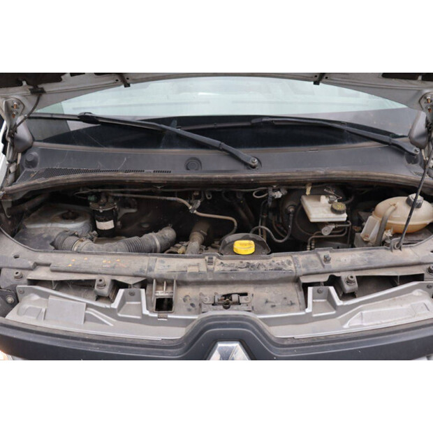 2018 رينو Master-44072891