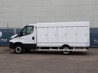 Image de VÉHICULES UTILITAIRES 2016 Iveco Daily 35S12