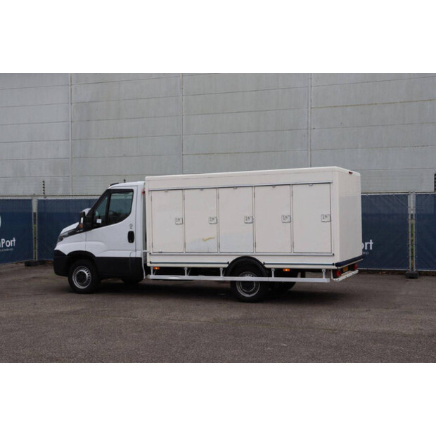 2016 Iveco 35S13-44073045