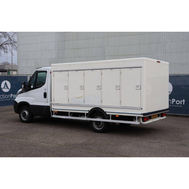 2016 Iveco 35S13-44073046