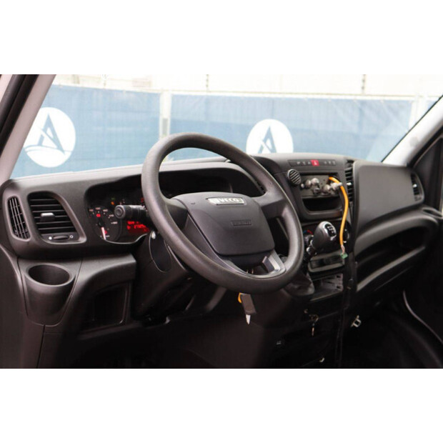 2016 Iveco 35S13-44073072