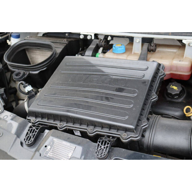 2016 Iveco 35S13-44073085