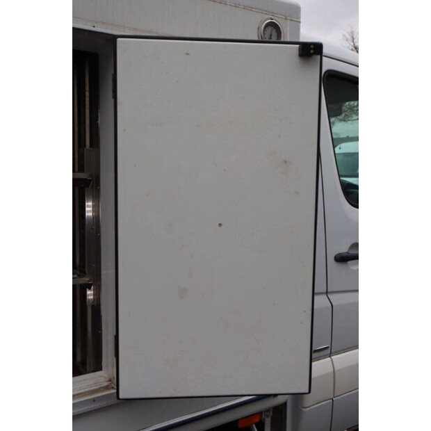 2016 Mercedes-Benz SPRINTER-44073156