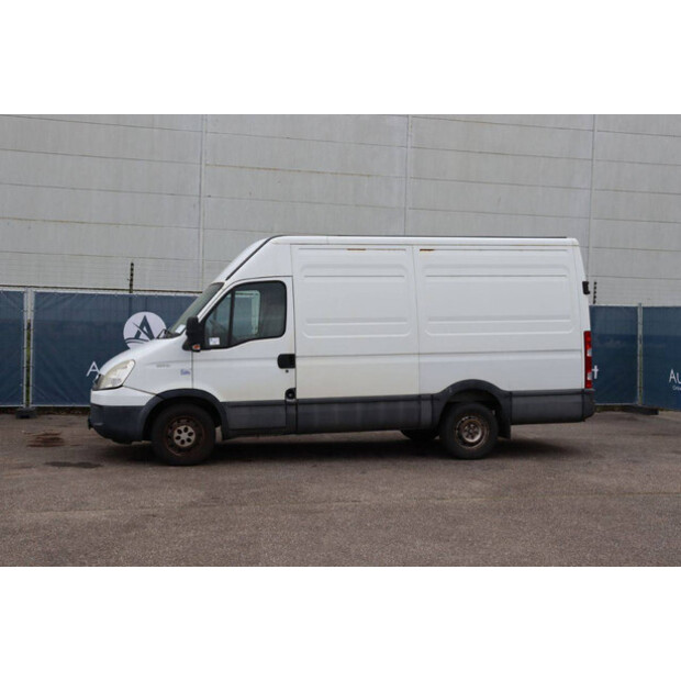 2010 ايفكو Daily 35S13-44073180