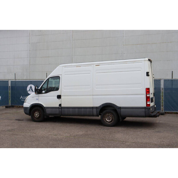 2010 ايفكو Daily 35S13-44073183