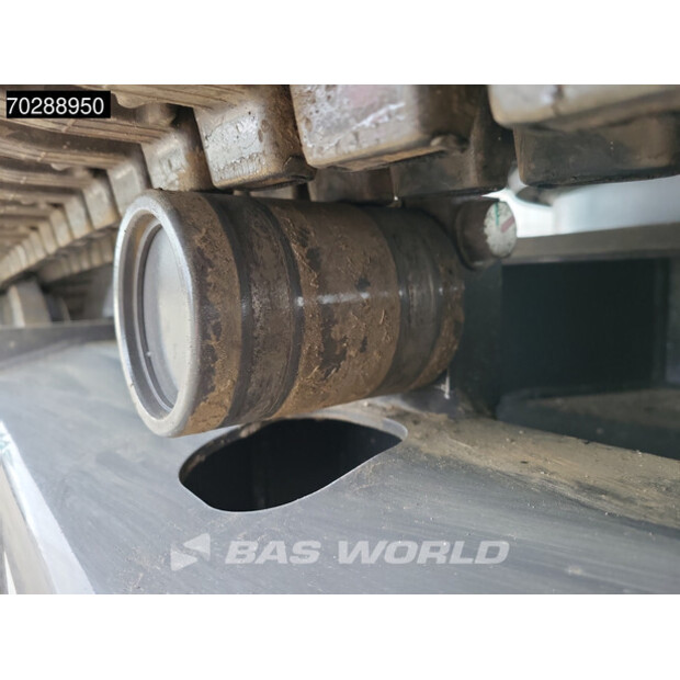 2025 زووم ليون ZE26GU-44073763