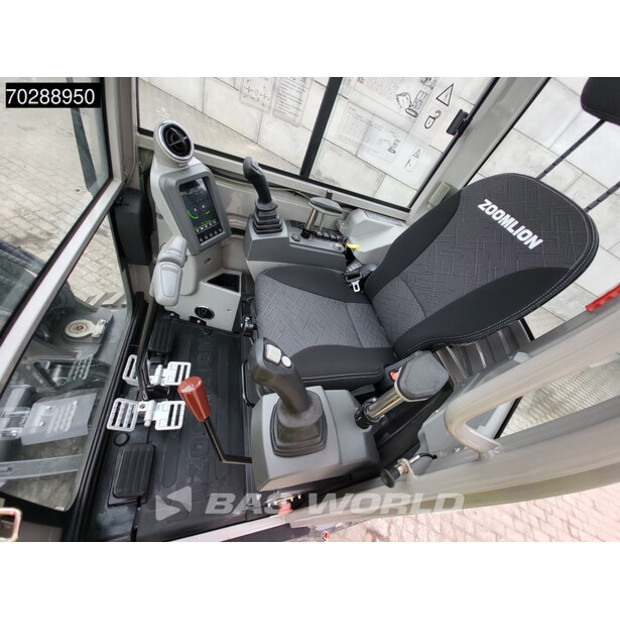 2025 زووم ليون ZE26GU-44073766