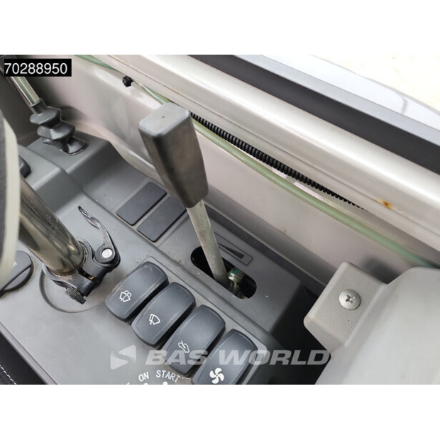 2025 زووم ليون ZE26GU-44073769