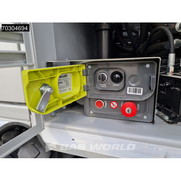 2024 فولفو FM 460-44073922