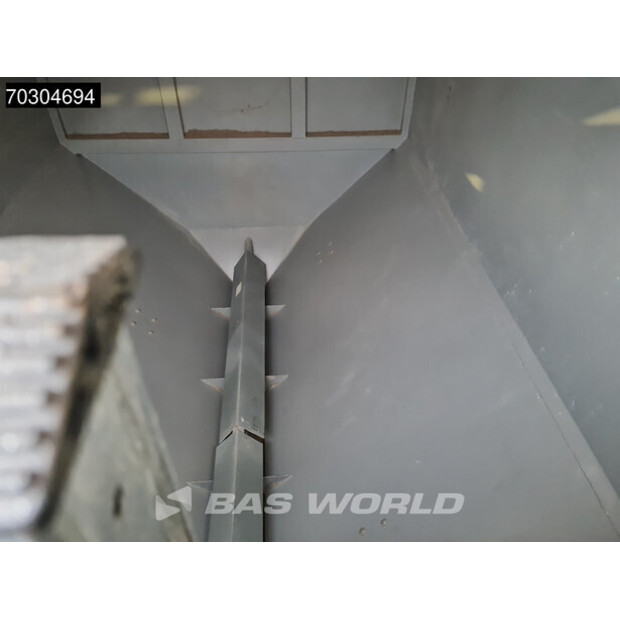 2024 فولفو FM 460-44073941