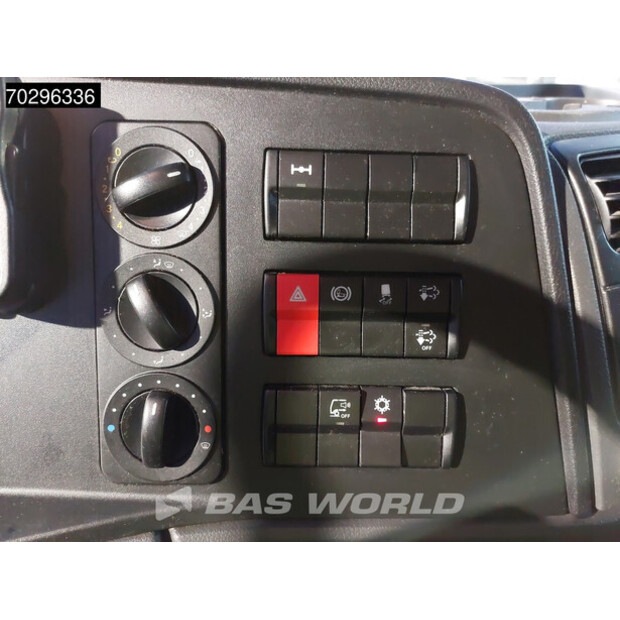 2013 Mercedes-Benz ATEGO 818-44074132