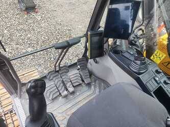 2023-volvo-ec220el-44079597