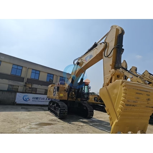 Caterpillar 390D-44080133