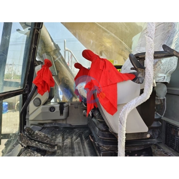 Caterpillar 390D-44080137