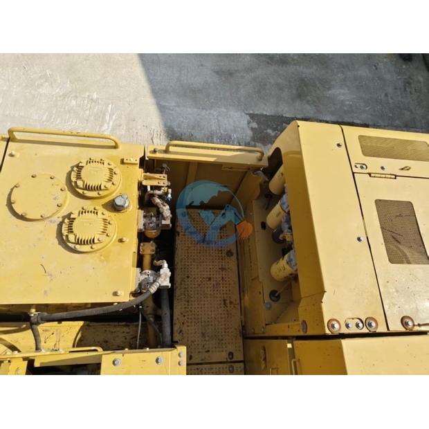 Caterpillar 390D-44080142