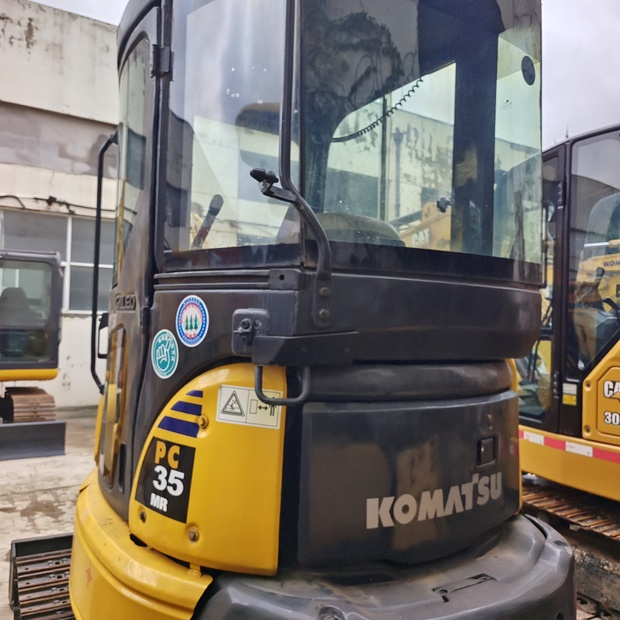 2023 Komatsu PC35-44086836