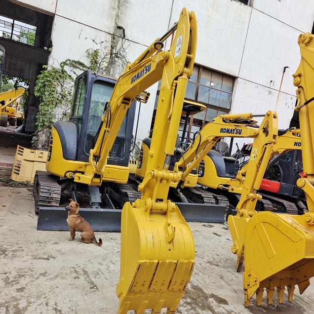 2023 Komatsu PC35-44086838