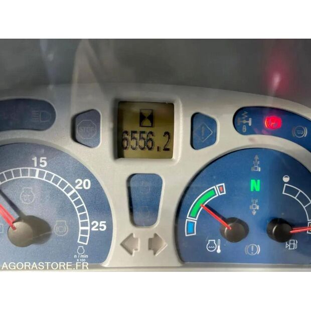 نيو هولاند T7.210-44087381