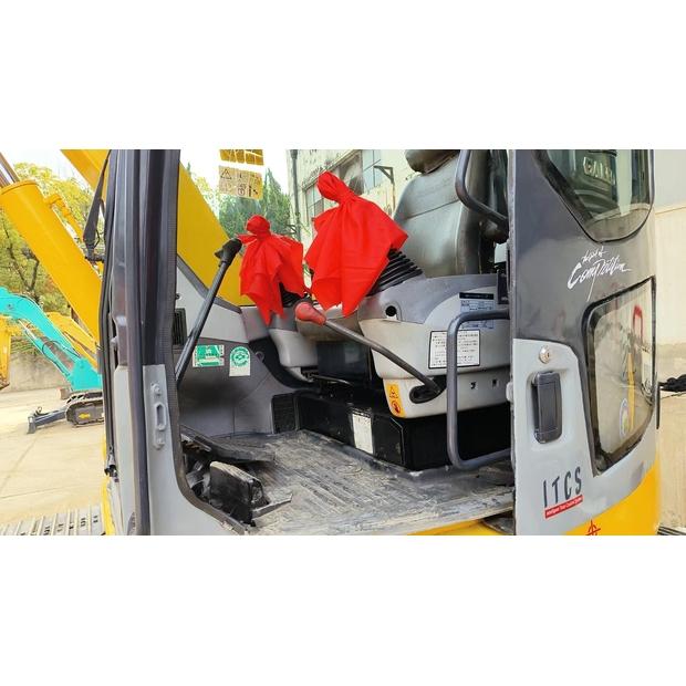 2023 Komatsu PC78US-44087936