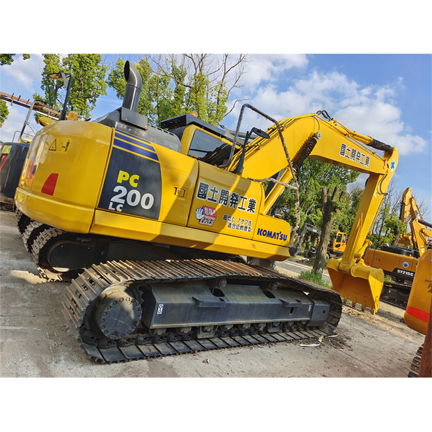 2023 Komatsu PC200-8-44087949