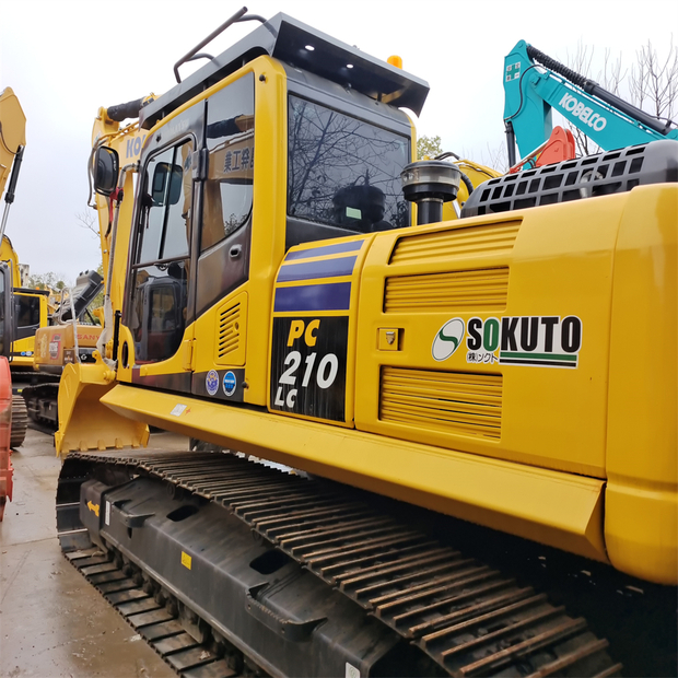 2023 Komatsu PC210-8-44087994